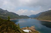 13 Si addensano le nubi sopra ai laghi
